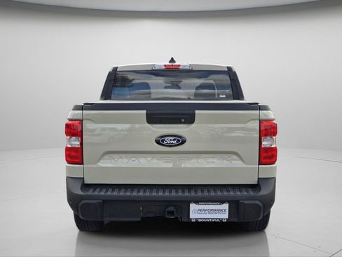 Used 2025 Ford Maverick XLT w/ Equipment Group 301A AWD/4WD image 19