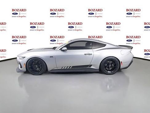 Used 2025 Ford Mustang GT Premium w/ GT Performance Package RWD image 5