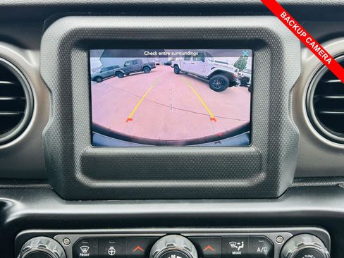 Used 2022 Jeep Wrangler Unlimited Sport AWD/4WD image 6