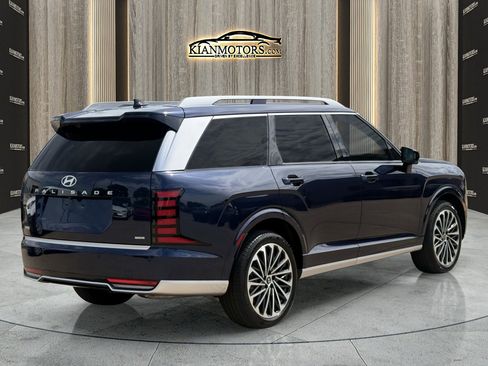 Used 2026 Hyundai Palisade Calligraphy AWD/4WD image 7