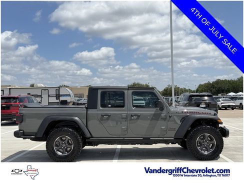 Used 2023 Jeep Gladiator Rubicon w/ LED Lighting Group AWD/4WD image 3