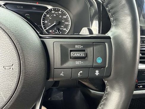 Used 2023 Nissan Pathfinder SL image 33