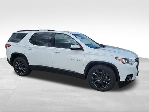 Used 2020 Chevrolet Traverse RS w/ LPO, Floor Liner Package AWD/4WD image 4