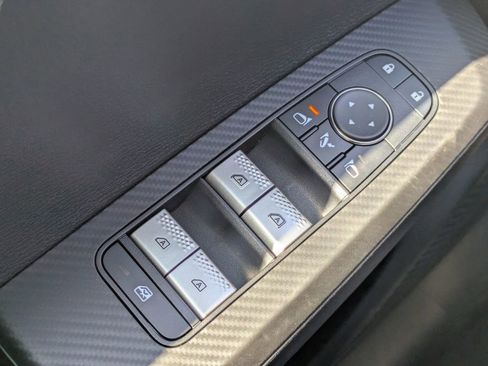 New 2025 Mitsubishi Outlander SEL image 25