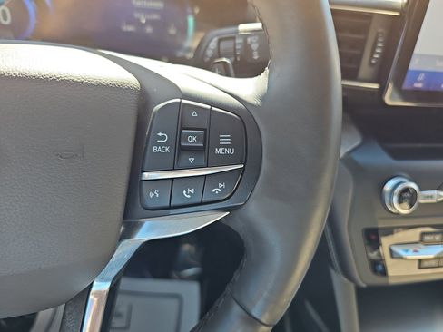 Used 2020 Ford Explorer Platinum AWD/4WD image 21