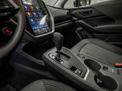 Used 2024 Subaru Crosstrek 2.0i Premium image 19