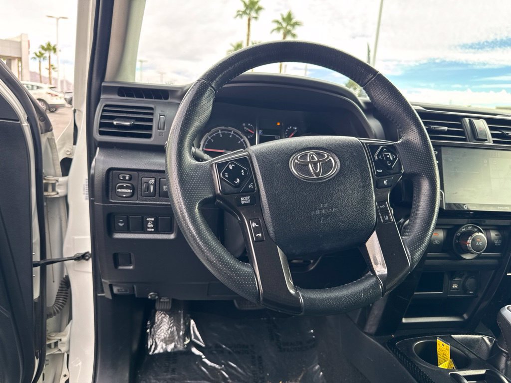 Certified 2021 Toyota 4Runner TRD Off-Road Premium AWD/4WD image 15
