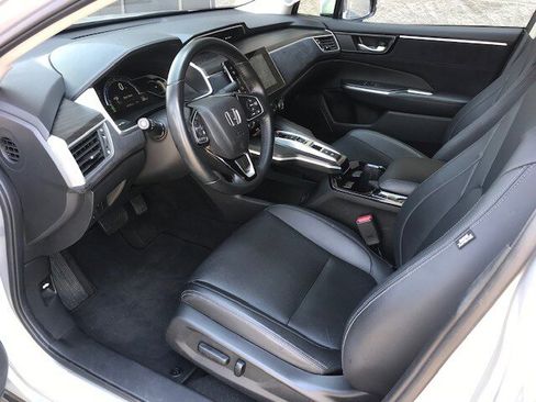 Used 2018 Honda Clarity Touring image 5