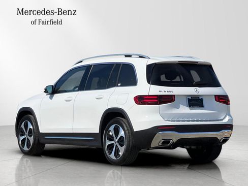 New 2026 Mercedes-Benz GLB 250 image 6