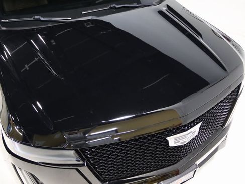 Used 2022 Cadillac Escalade Sport w/ Touring Package image 31