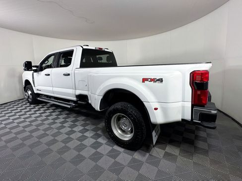 Used 2024 Ford F350 XLT w/ 360-Degree Camera Package AWD/4WD image 3