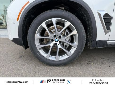 New 2026 BMW X5 xDrive50e w/ Premium Package AWD/4WD image 34