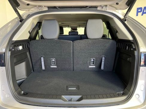 New 2026 MAZDA CX-90 Plug-In Hybrid w/ Preferred AWD/4WD image 9