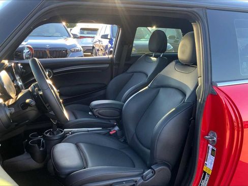 Used 2023 MINI Cooper S image 6