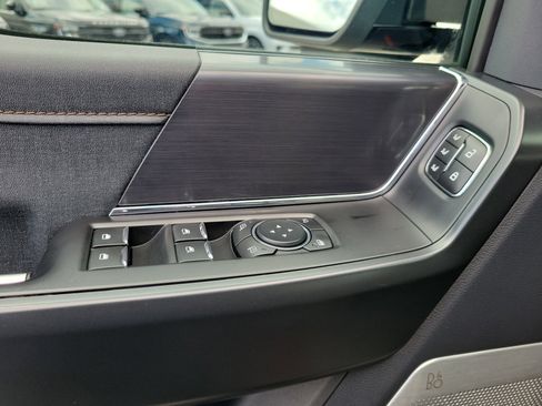 Used 2023 Ford F150 Raptor AWD/4WD image 27