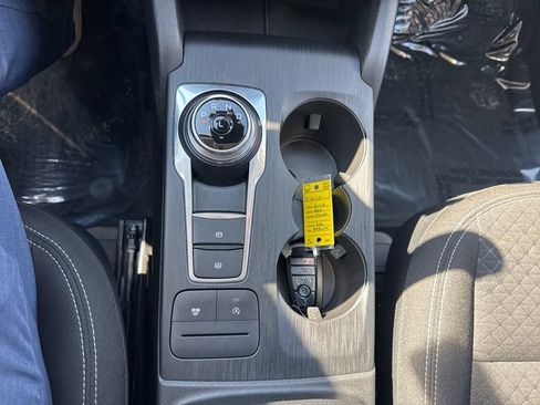 Used 2023 Ford Escape Active image 18