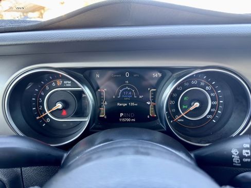 Used 2020 Jeep Wrangler Unlimited Sport S image 15