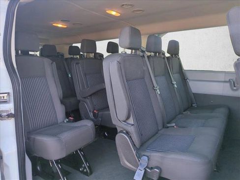 Used 2018 Ford Transit 350 XLT image 18