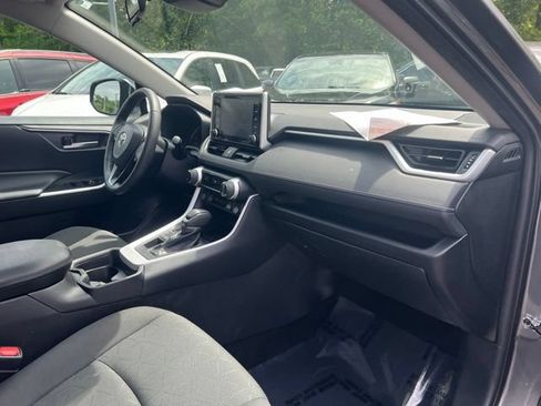 Used 2021 Toyota RAV4 XLE w/ Convenience Package AWD/4WD image 27