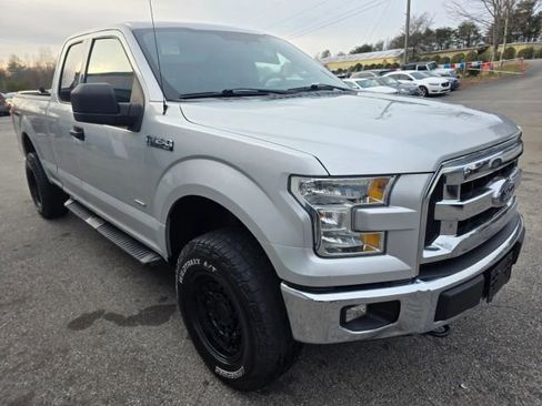 Used 2016 Ford F150 XLT image 3