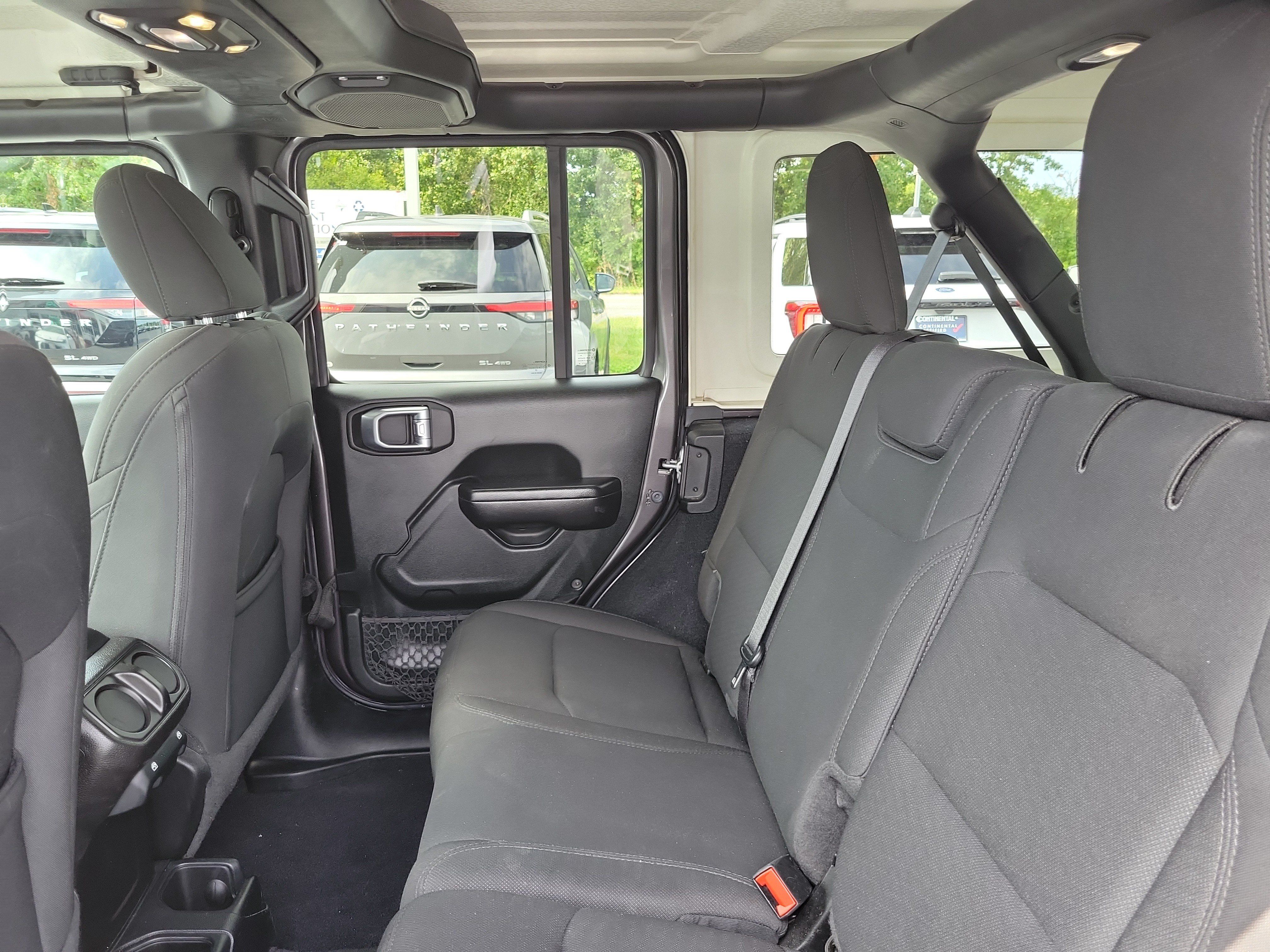 Used 2020 Jeep Wrangler Unlimited Sport S AWD/4WD image 13