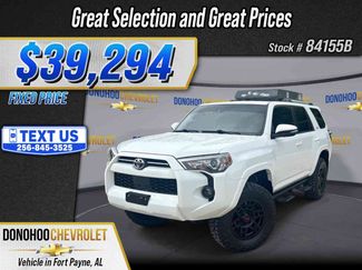 Used 2021 Toyota 4Runner SR5 Premium w/ Moonroof Package AWD/4WD video 1
