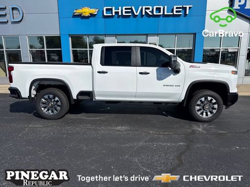Certified 2025 Chevrolet Silverado 2500 Custom w/ Custom Value Package AWD/4WD image 1