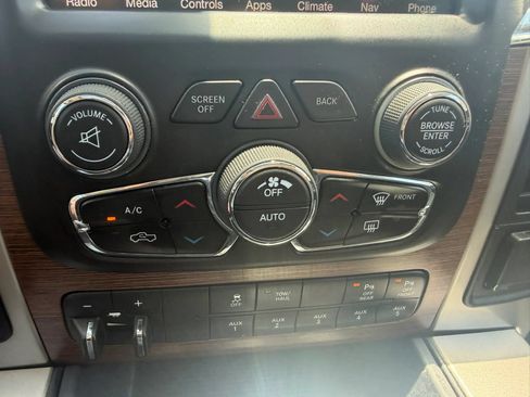 Used 2017 RAM 2500 Laramie w/ Snow Chief Group AWD/4WD image 27