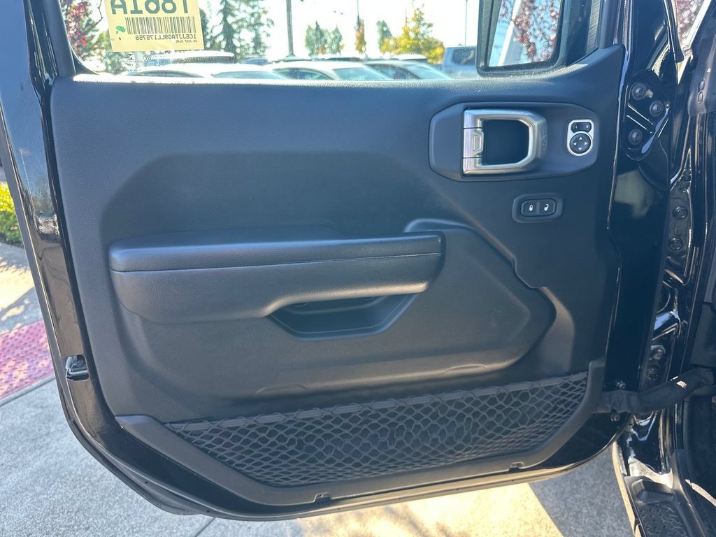 Used 2020 Jeep Gladiator Sport w/ Quick Order Package 24S AWD/4WD image 11