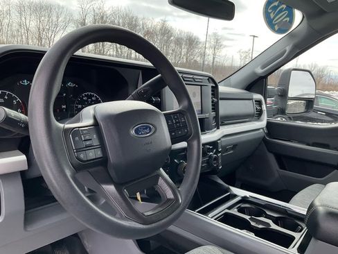 Used 2023 Ford F250 XLT w/ Snow Plow Prep Package image 18
