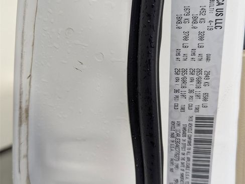 Used 2019 Jeep Grand Cherokee Limited w/ Luxury Group II image 28