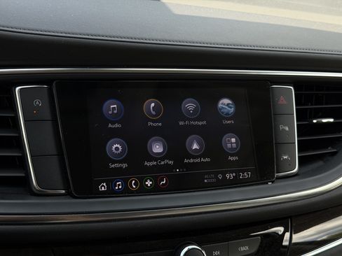 Used 2023 Buick Enclave Essence FWD image 15