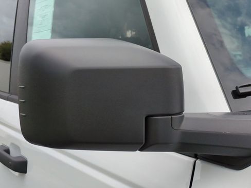 New 2025 Ford Bronco Badlands image 12