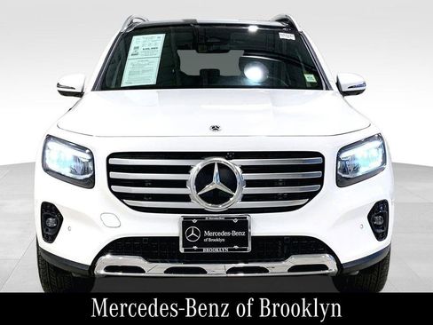 Certified 2026 Mercedes-Benz GLB 250 4MATIC image 4