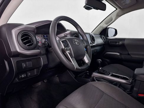 Used 2022 Toyota Tacoma SR5 image 12