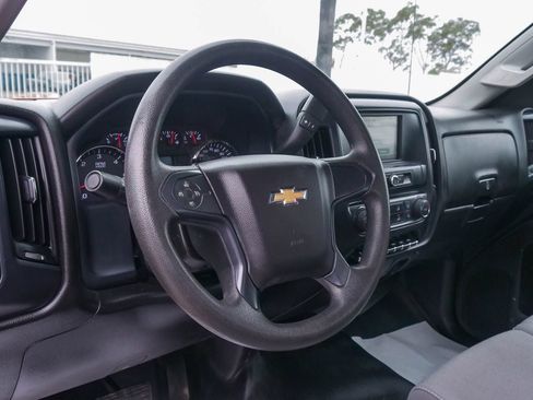 Used 2018 Chevrolet Silverado 2500 W/T w/ WT Fleet Convenience Package RWD image 16