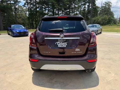 Used 2018 Buick Encore Preferred FWD image 4