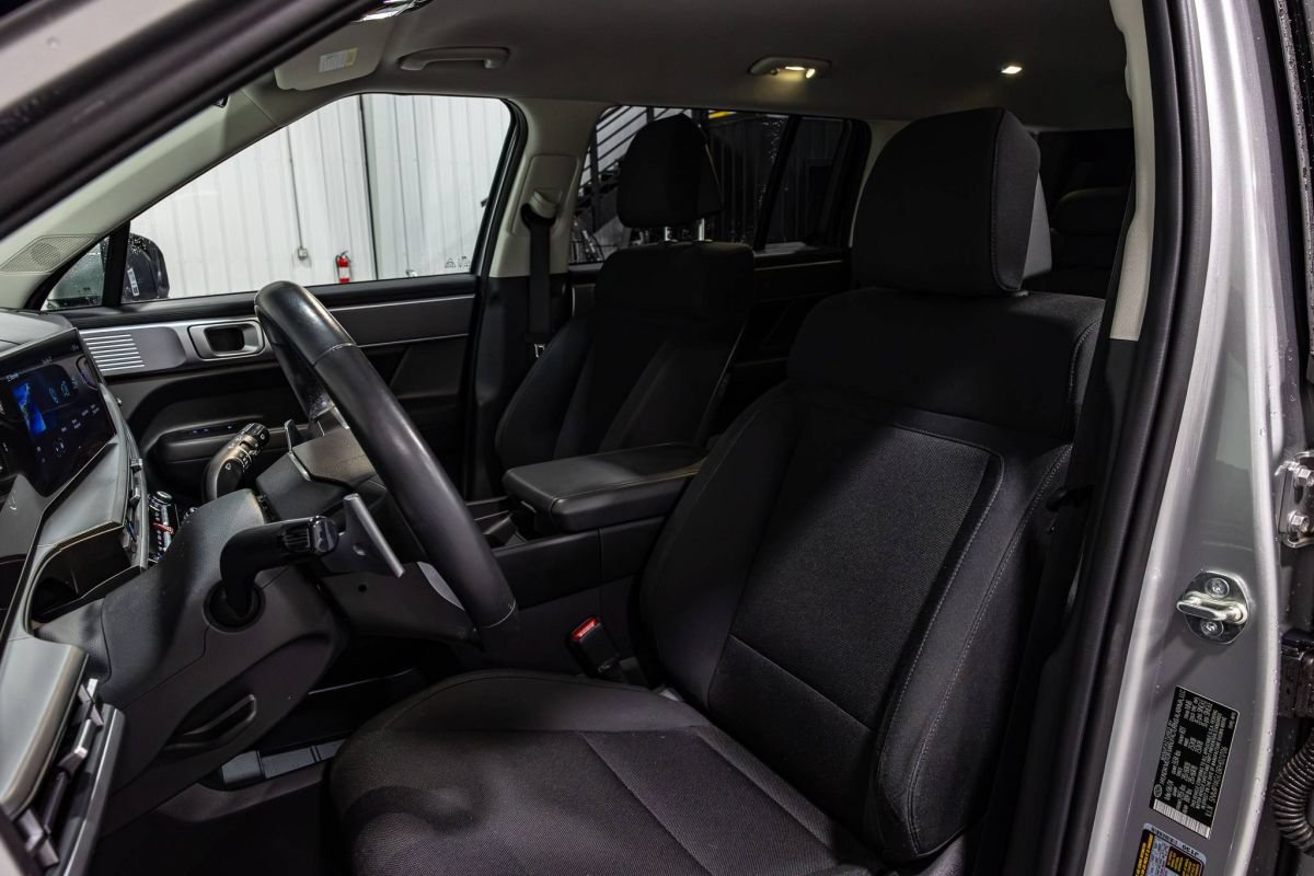 Used 2024 Hyundai Santa Fe SE FWD image 10
