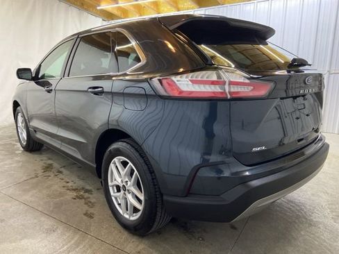 Used 2023 Ford Edge SEL image 8