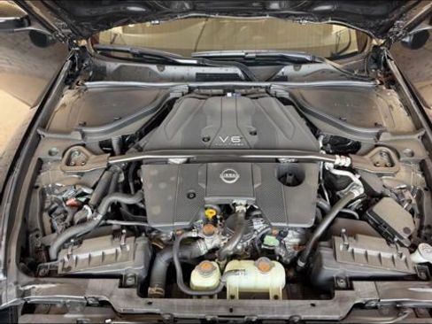 Used 2024 Nissan Z Performance w/ Floor Mat Package image 13