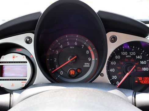 Used 2011 Nissan 370Z Coupe w/ Sport Pkg RWD image 24