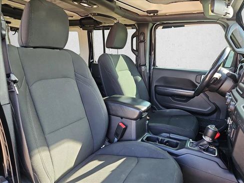 Used 2018 Jeep Wrangler Unlimited Sport S AWD/4WD image 21
