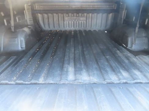 Used 2020 GMC Sierra 1500 Elevation w/ Elevation Value Package image 10