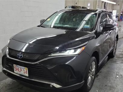 Used 2023 Toyota Venza XLE