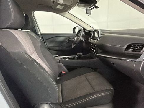 Used 2026 Nissan Rogue SV w/ Cold Weather Package AWD/4WD image 29