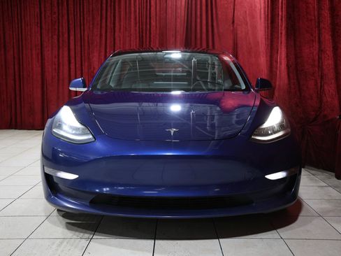 Used 2019 Tesla Model 3 Long Range AWD/4WD image 9