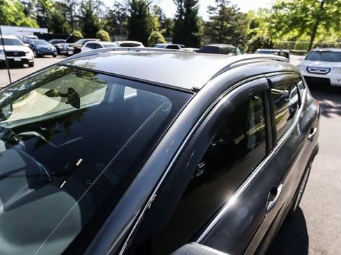 Used 2017 Nissan Rogue Sport SV w/ SV All-Weather Package AWD/4WD image 52