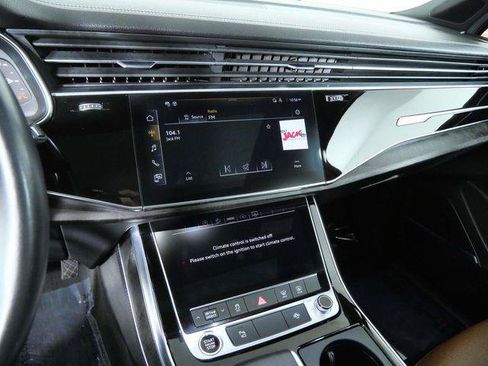 Used 2023 Audi Q7 3.0T Premium Plus w/ Premium Plus Package AWD/4WD image 18