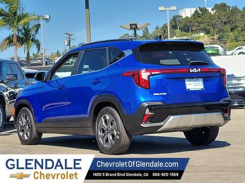 Used 2024 Kia Seltos S FWD image 13