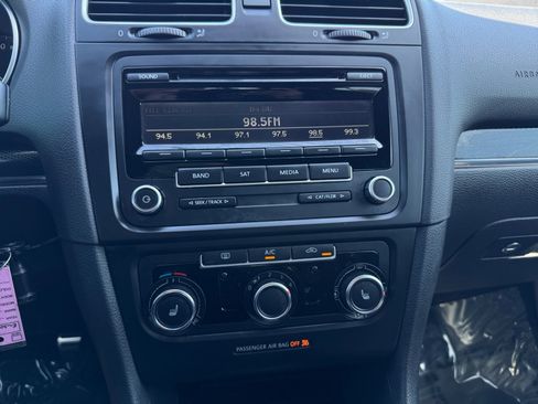 Used 2014 Volkswagen GTI Wolfsburg Edition FWD image 15